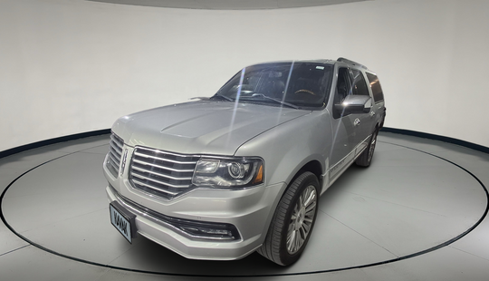 Lincoln • Navigator