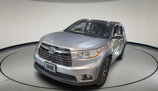 Toyota • Highlander