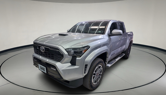 Toyota • Tacoma