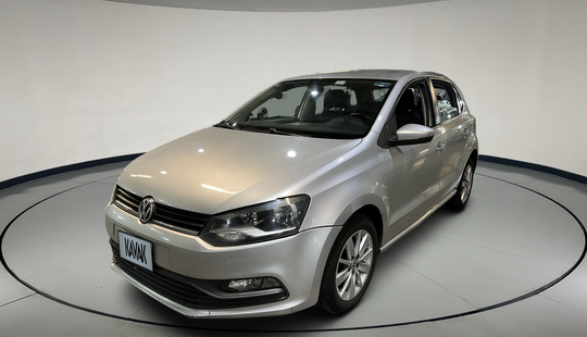 Volkswagen • Polo