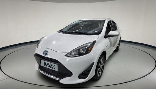 Toyota • Prius C