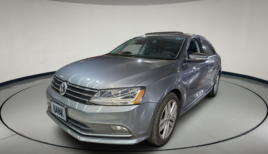 Volkswagen • Jetta