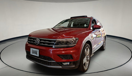 Volkswagen • Tiguan