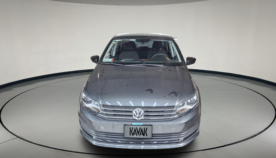 Volkswagen • Vento