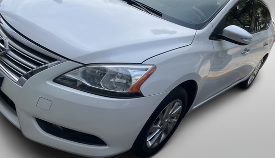 Nissan • Sentra