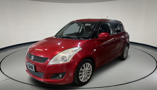 Suzuki • Swift