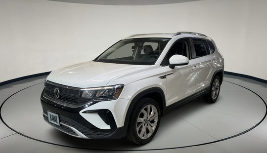 2021 • 33,200 km • Automático