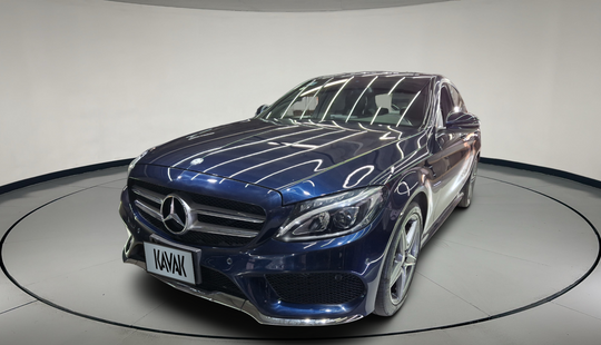 Mercedes Benz • Clase C