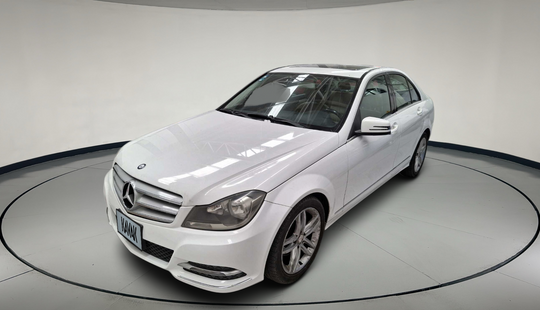 Mercedes Benz • Clase C