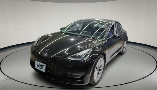 Tesla • Model 3
