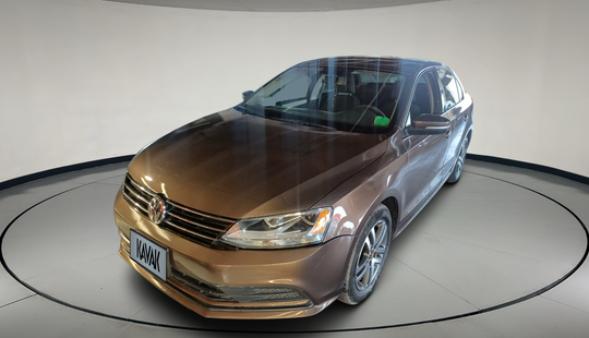 Volkswagen • Jetta