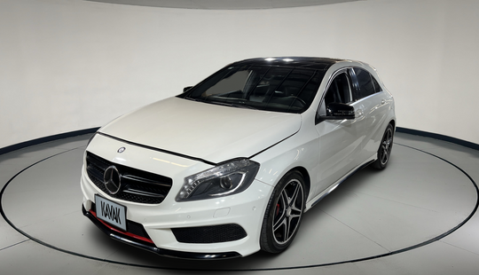 Mercedes Benz • Clase A