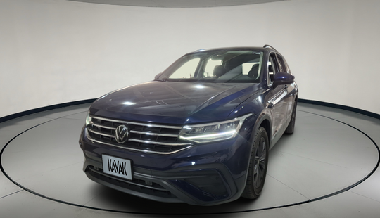 Volkswagen • Tiguan
