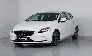 Volvo • V40