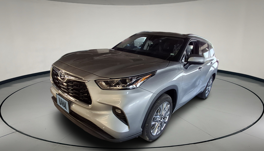 Toyota • Highlander