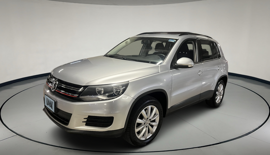 Volkswagen • Tiguan