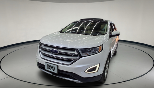 Ford • Edge