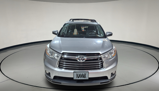 Toyota • Highlander