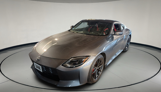 Nissan • Z