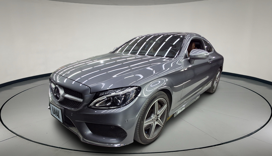 Mercedes Benz • Clase C