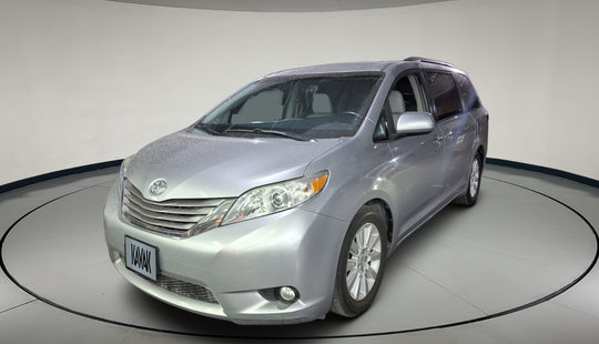 Toyota • Sienna