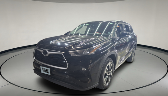 Toyota • Highlander