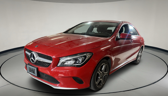 Mercedes Benz • Clase CLA