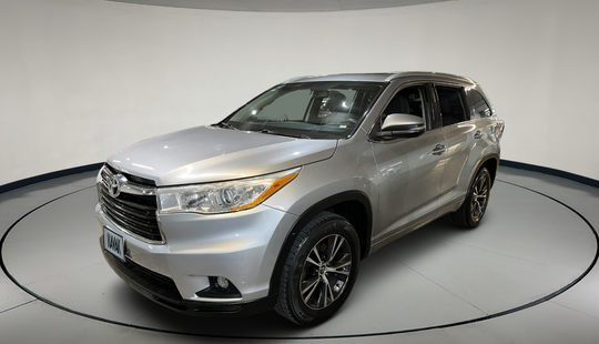 Toyota • Highlander