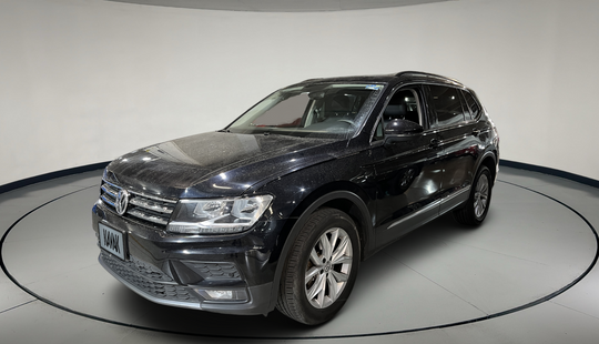 Volkswagen • Tiguan