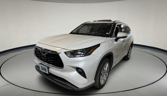 Toyota • Highlander