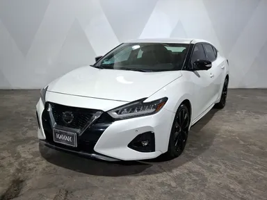 Nissan Maxima