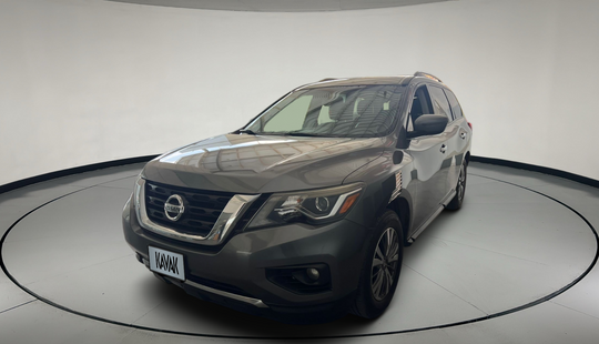 Nissan • Pathfinder