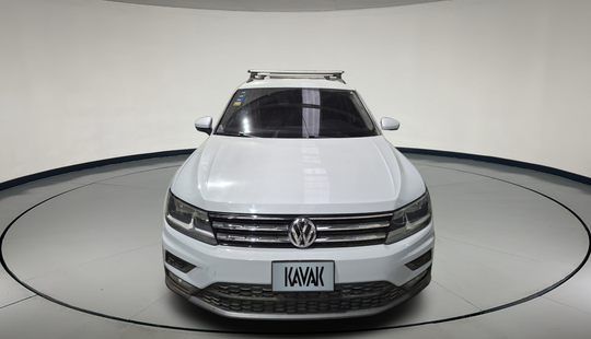 Volkswagen • Tiguan