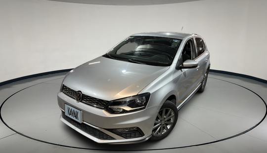 Volkswagen • Polo