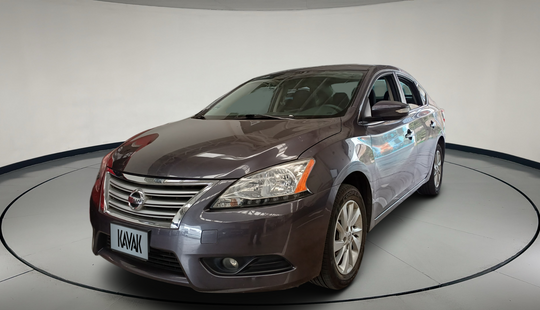 Nissan • Sentra