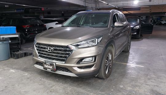 Hyundai • Tucson