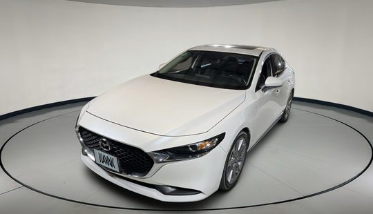 2021 • 52,019 km • Automático