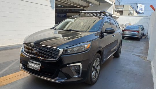 Kia • Sorento