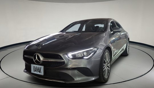Mercedes Benz • Clase CLA