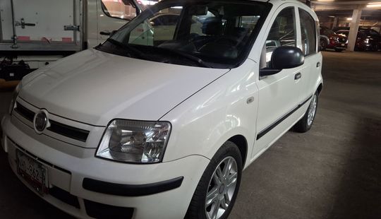 Fiat • Panda