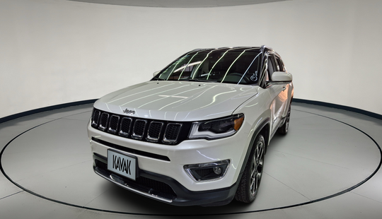 2021 • 65,000 km • Automático