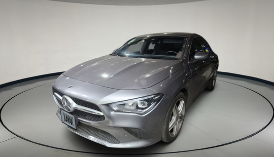 Mercedes Benz • Clase CLA