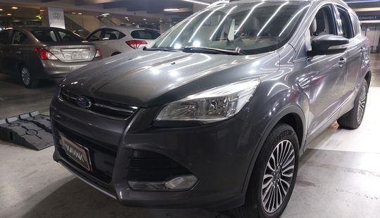 Ford • Escape