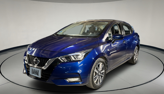 Nissan • Versa