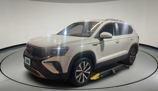 Volkswagen • Taos