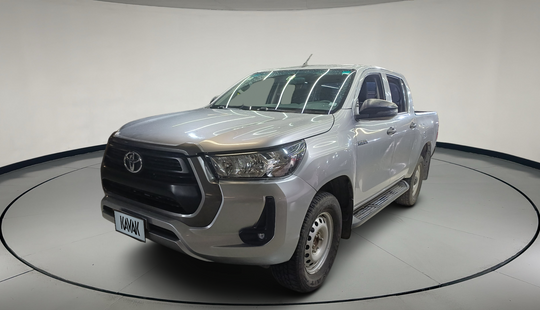 Toyota • Hilux