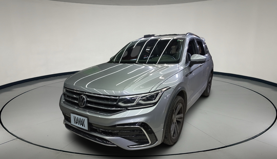 Volkswagen • Tiguan