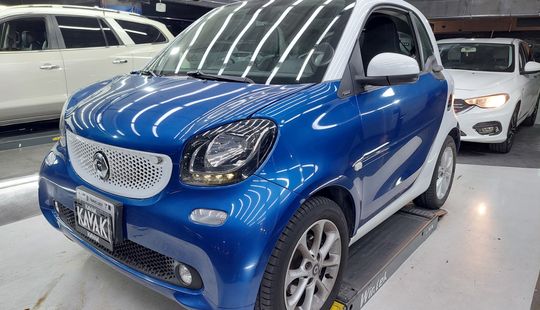Smart • Fortwo
