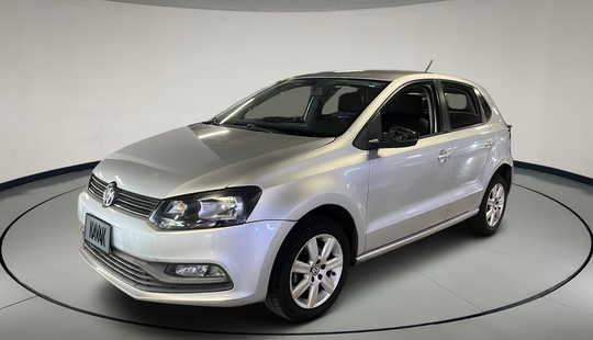 Volkswagen • Polo