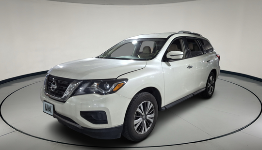 Nissan • Pathfinder